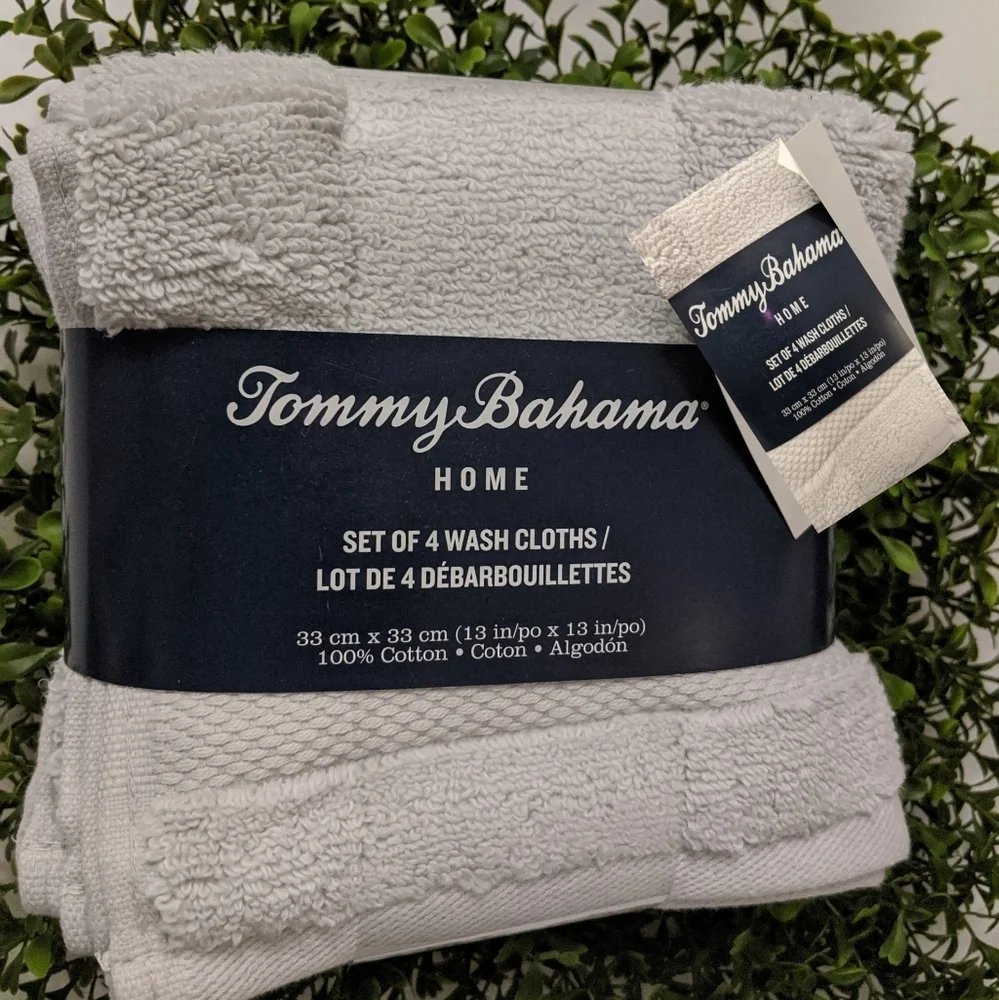 Tommy Bahama Set of 4 Washcloths